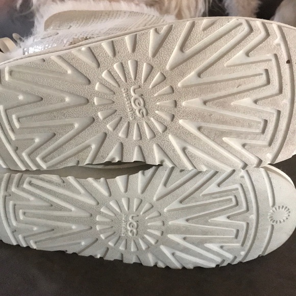 Ugg girls so 6 - Picture 5 of 5